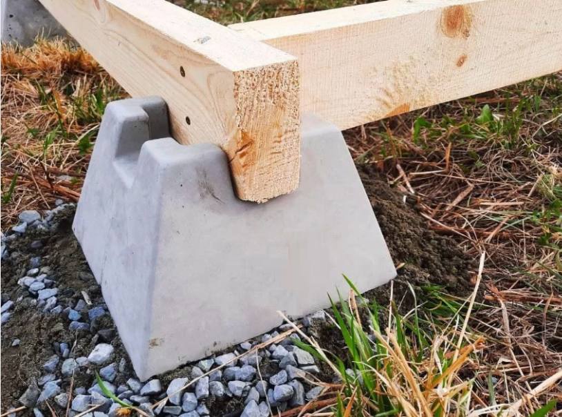 Кросс блок-фундамент для веранды и хоз построек